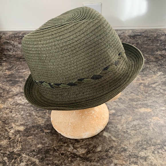 Ladies Banana Republic Hat - Picture 12 of 13